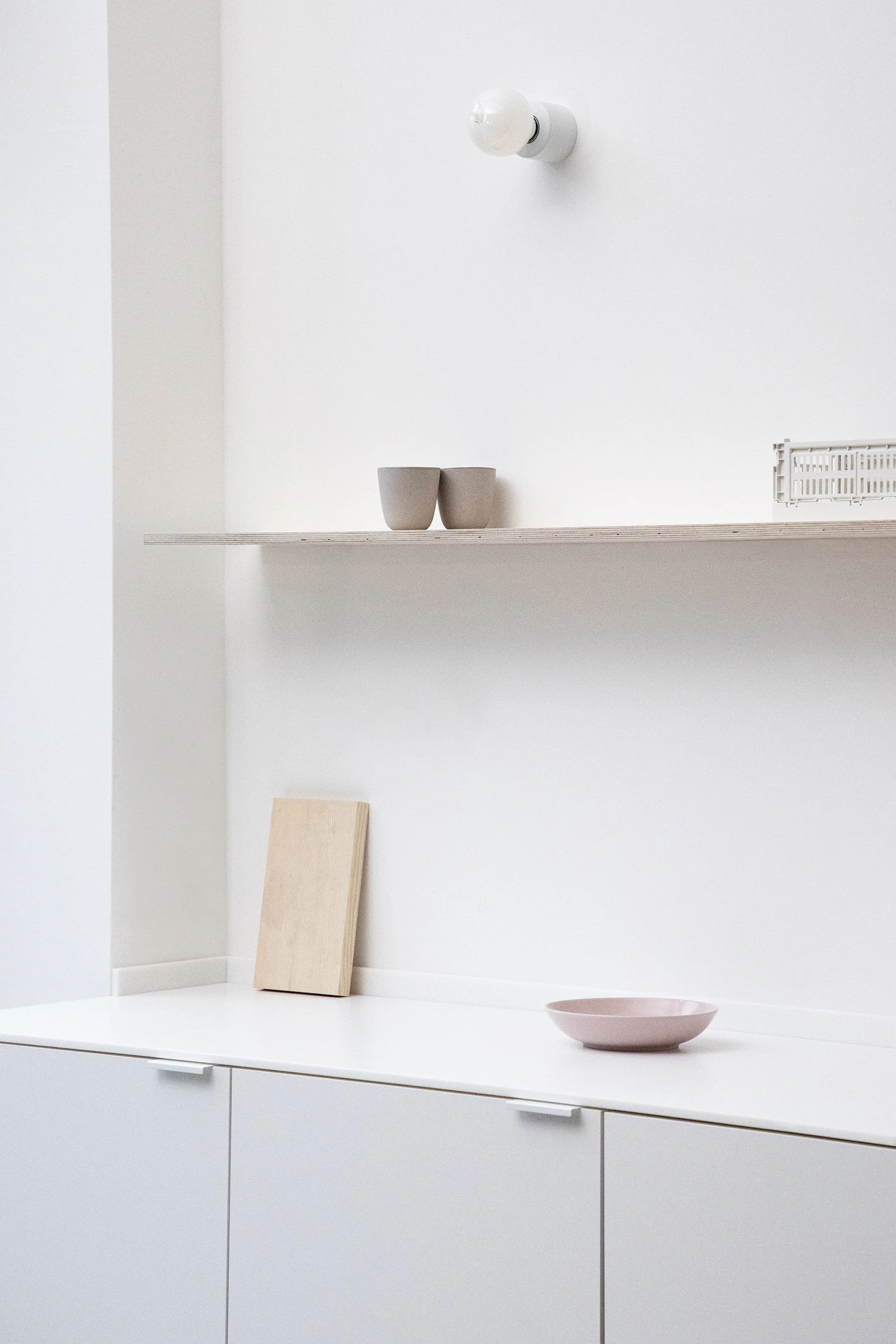 A custom all-white office kitchen for Odaline, Kreuzberg Berlin