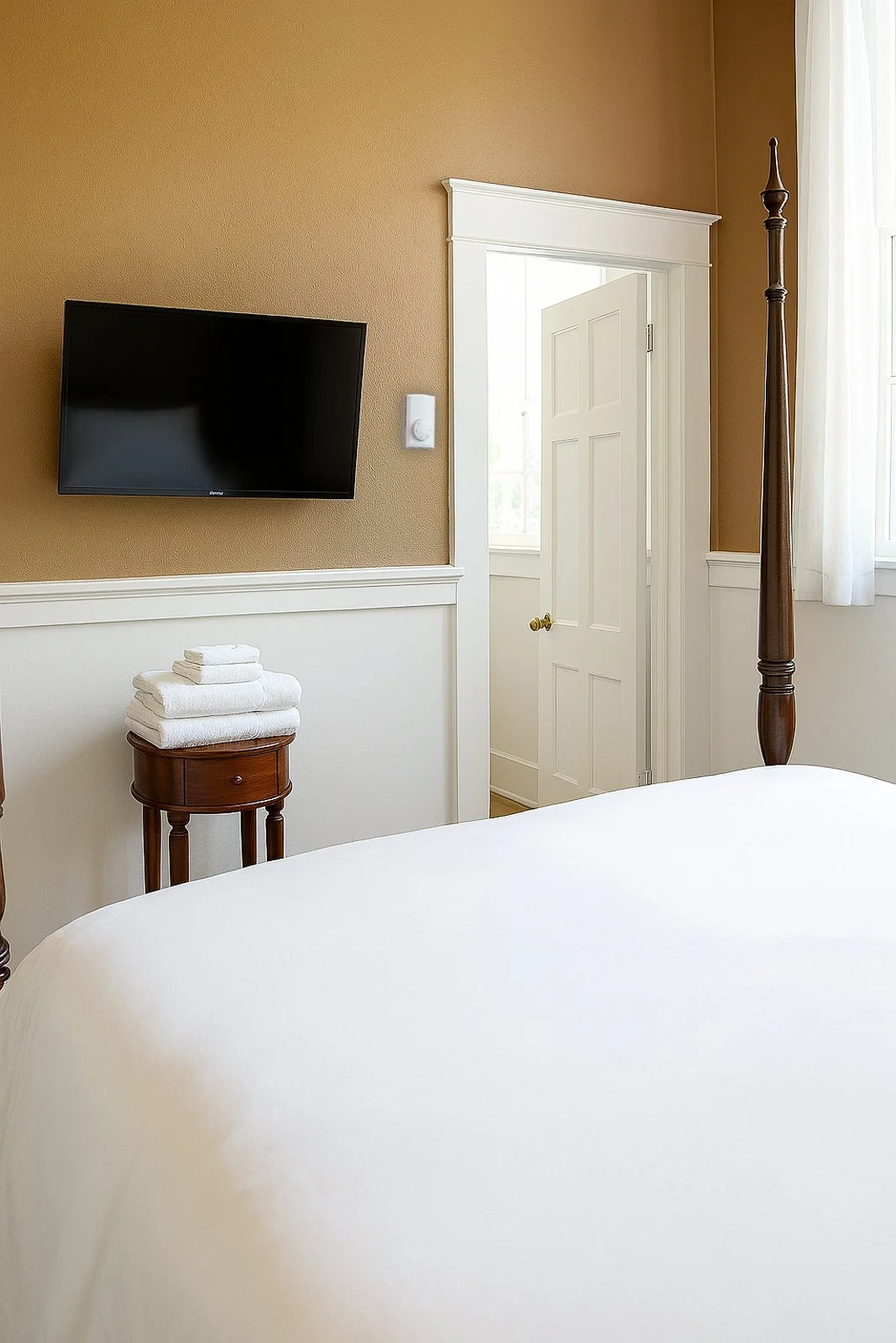 The_Inn_at_Harbour_Village_Photos-24.jpg