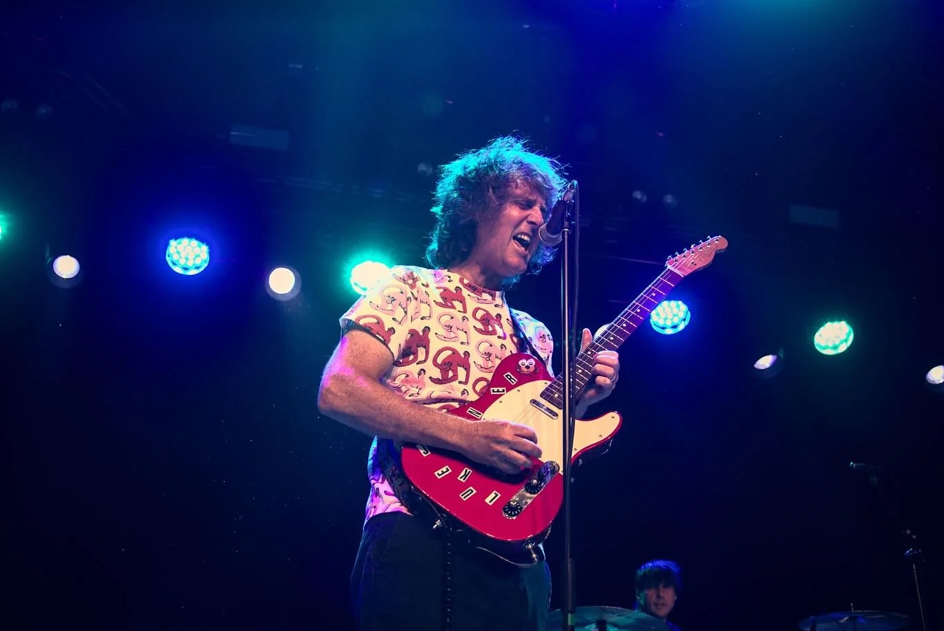 we&rsquo;re obsessed with some of these incredible shots from @therapture at @brooklynsteel with support from @thecribs earlier this month ⚡️

you can check out the full gallery live on the site by best left&rsquo;s very own @lavender.madss now 📸