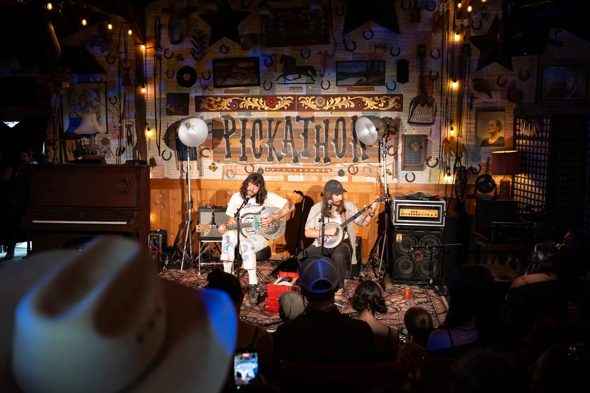 PICK26DUG-5.jpg