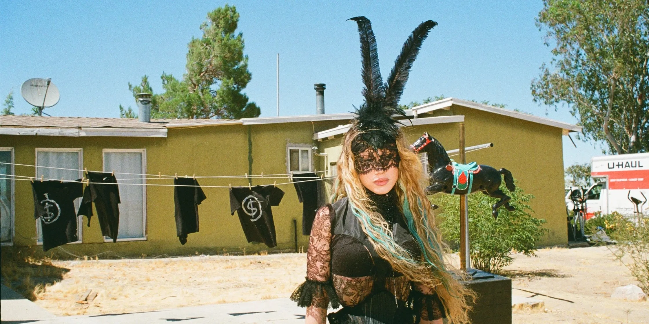 Slayyyter Releases New Single "brand new chanel$"
