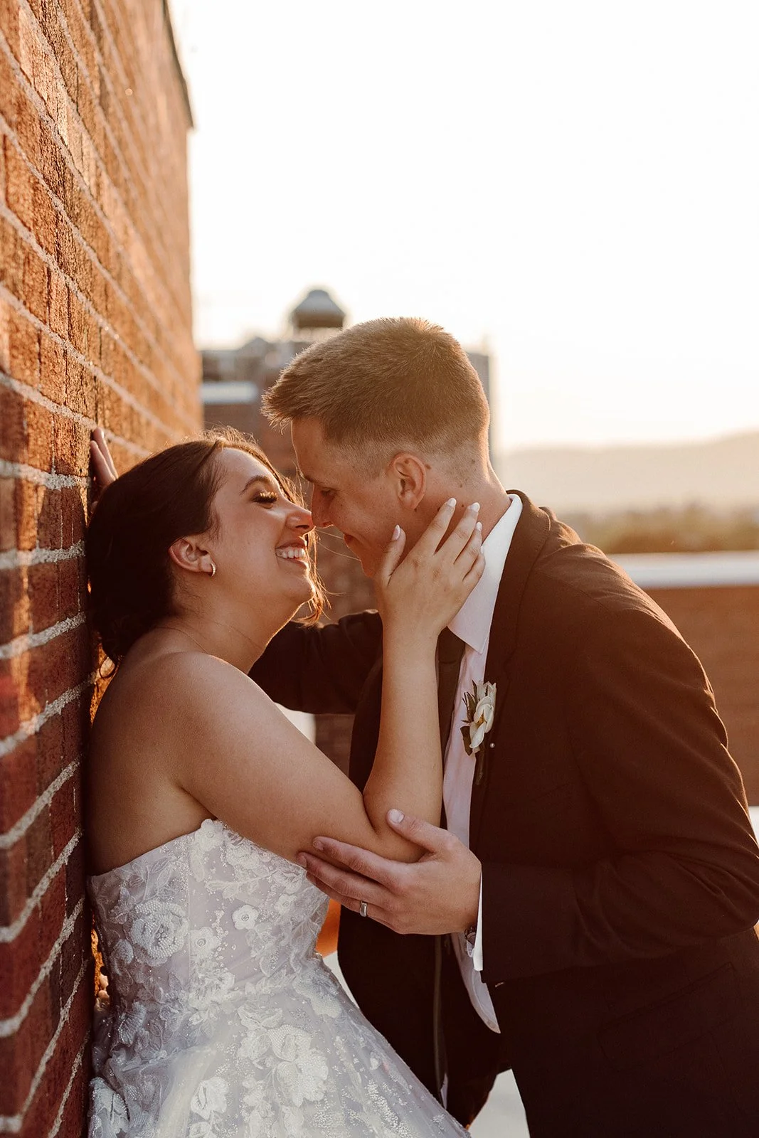 We'll make sure we create time in the schedule to allow for Golden Hour Photos! They are so fun!