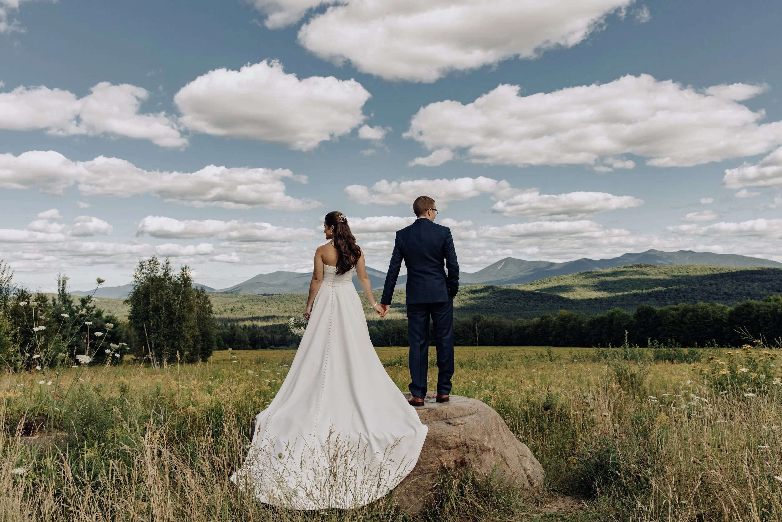 Planning a Wedding in Upstate New York: Costs, Traditions &amp; Local Charm