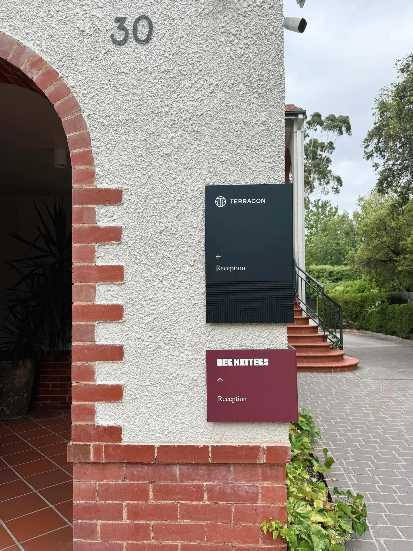 Ok but&hellip;it&rsquo;s literally a sign 💅😮&zwj;💨

New signage = same Her Matters energy: pretty interiors, zero judgement, and most importantly, care that actually listens. 💗✨