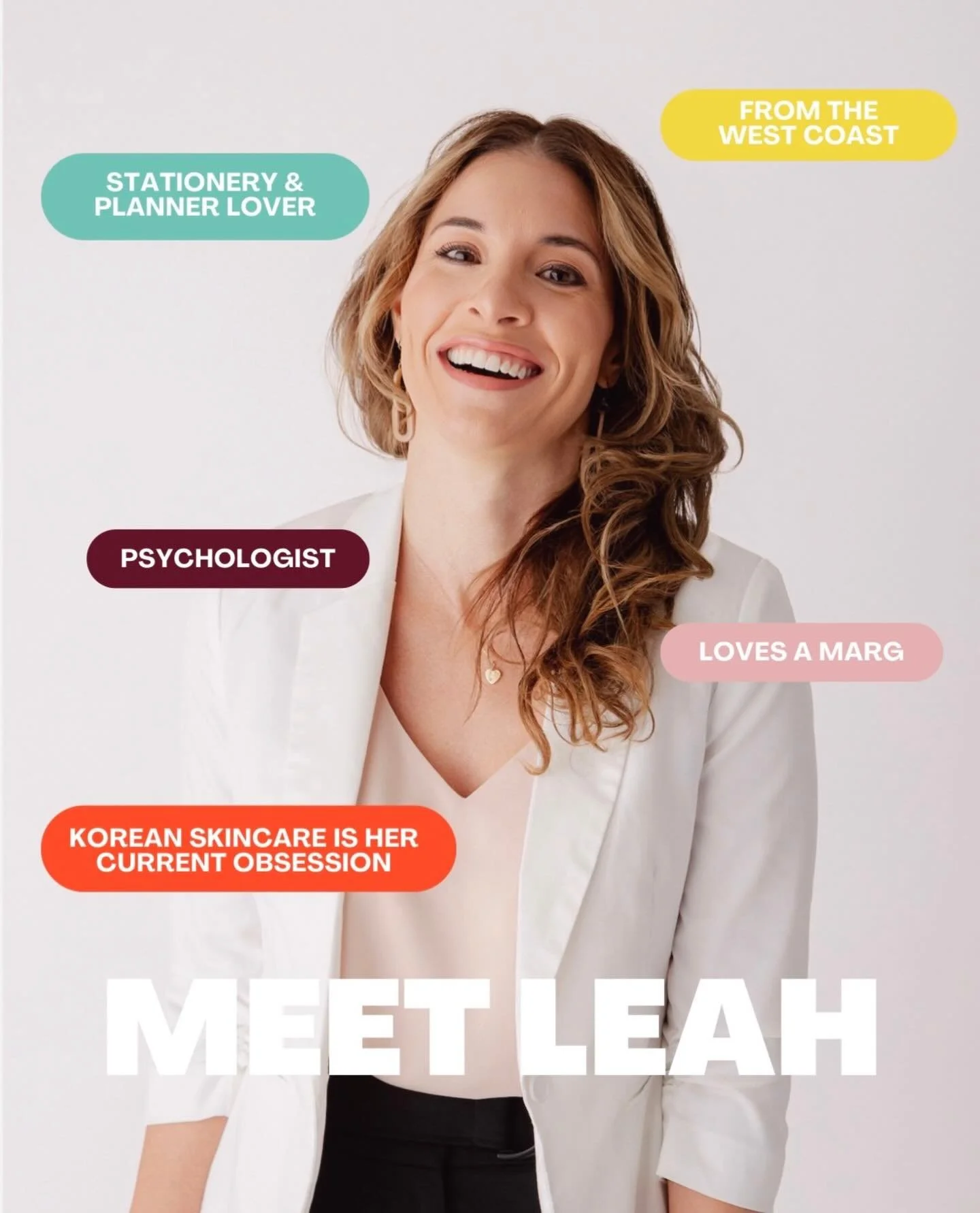 Meet Leah 💛 (and yes, her books are open).

She&rsquo;s from the West Coast, sun over cold always, a mum to two girls, currently obsessed with Korean skincare and never saying no to a marg 🍸, but most importantly&hellip;

Leah is a psychologist who