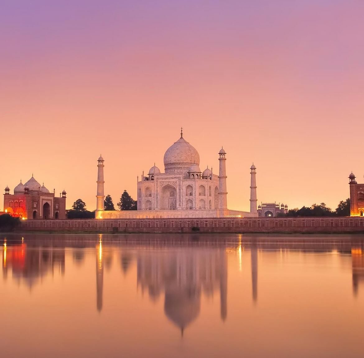 ✨ Discover the timeless beauty of the Taj Mahal ✨

Nestled along the banks of the Yamuna River, this iconic symbol of love stands as a testament to architectural brilliance and eternal romance. The marble masterpiece, with its intricate carvings and 