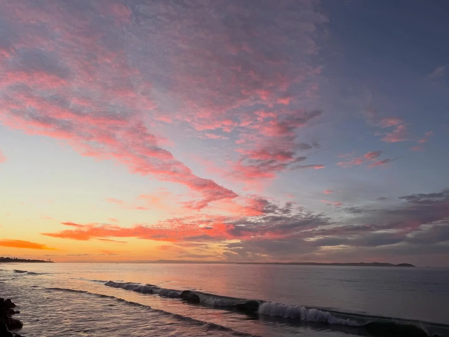 Happy Monday wherever you are in the 🌏right now😎