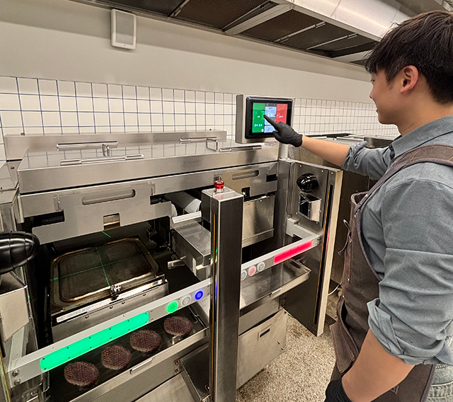Commercial Kitchen Grills: Why Alpha Grill by Aniai Beats Garland and Taylor