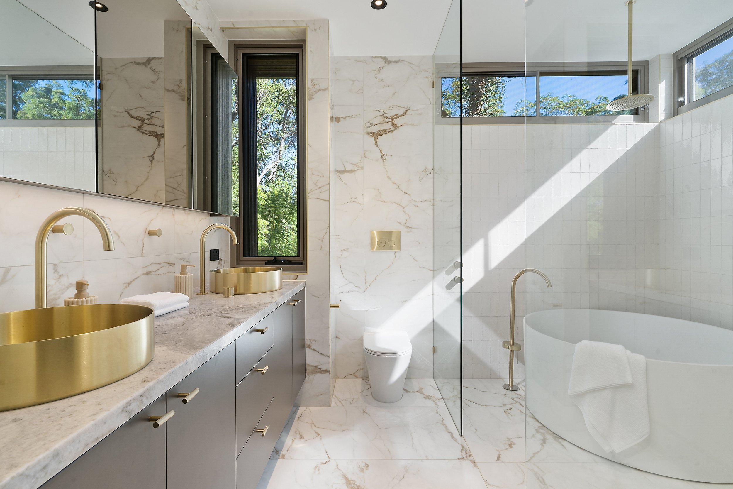 Nest-Bed-Master-Ensuite.jpg