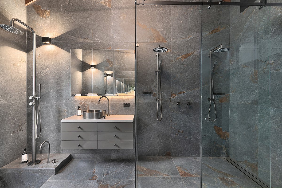55700684-Ensuite2.jpg