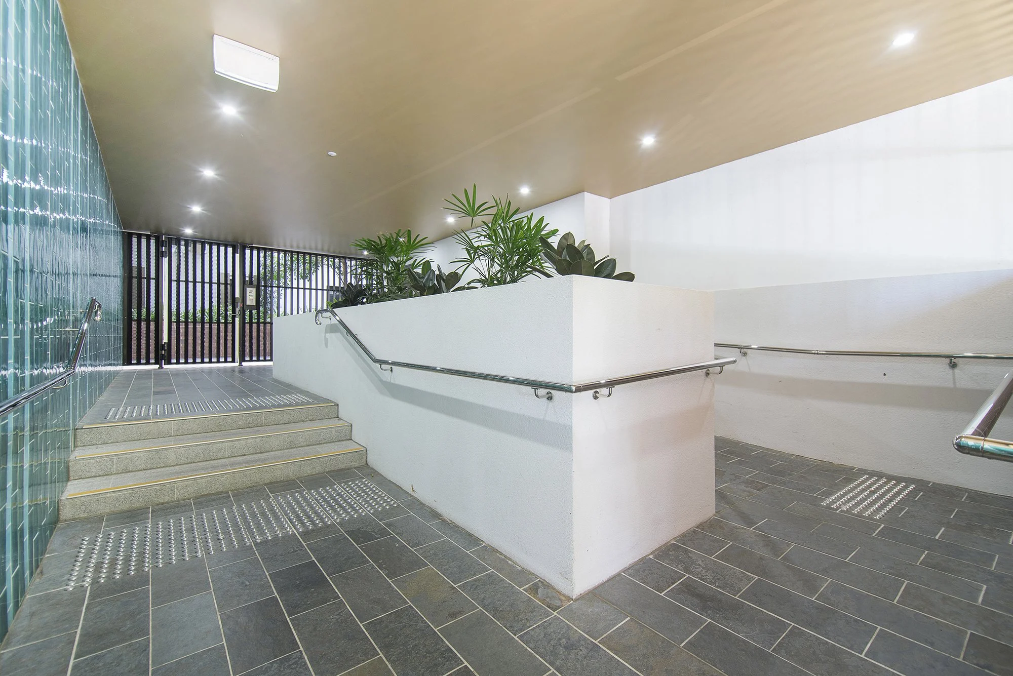 5_31 Peter Doherty St_019.jpg