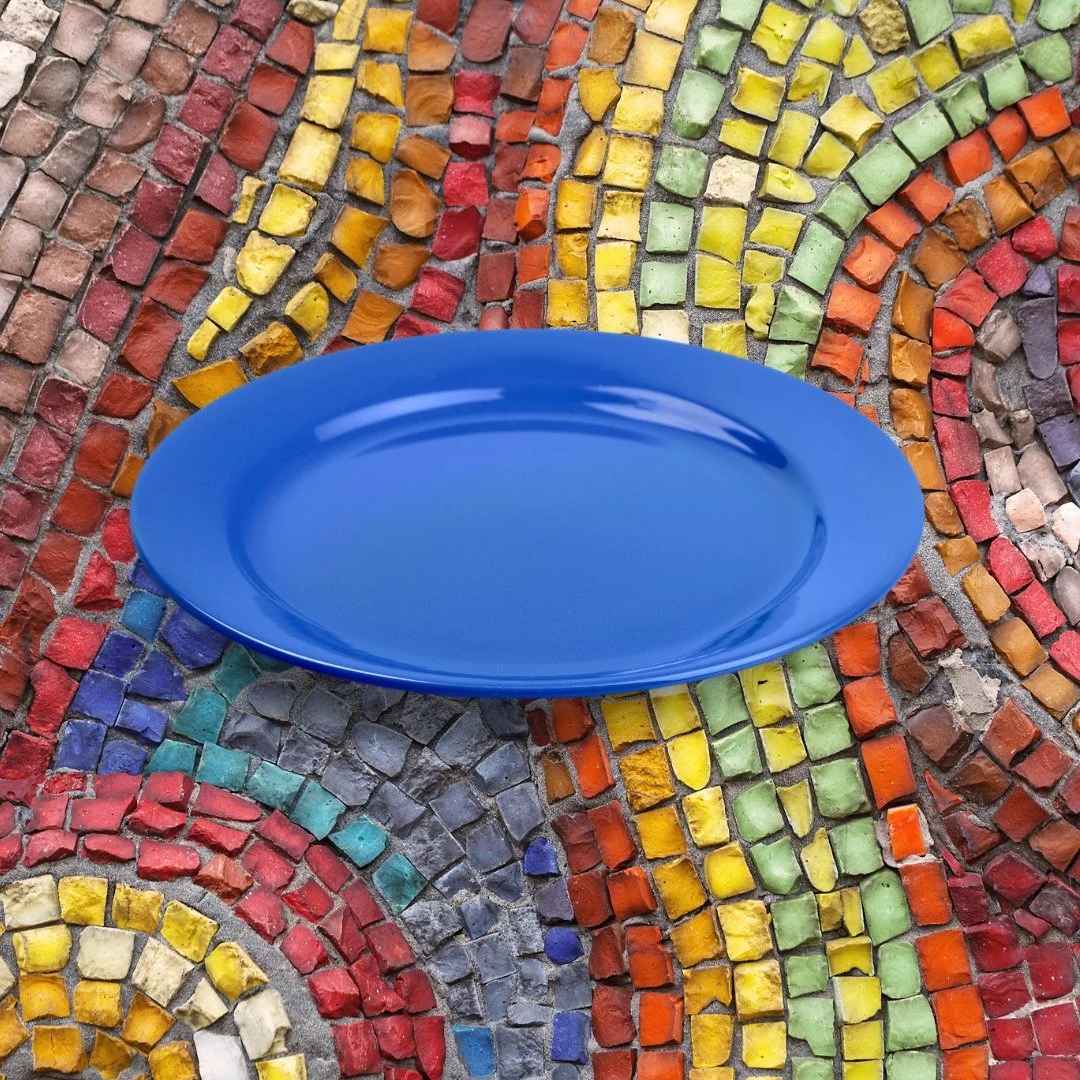 Step up to the plate! 

Chinook West High School is looking for donations of colorful plates for a mosaic project.

Please let us know by replying here or by bringing unneeded plates directly to the Teen Center this week. 

Thanks for considering!