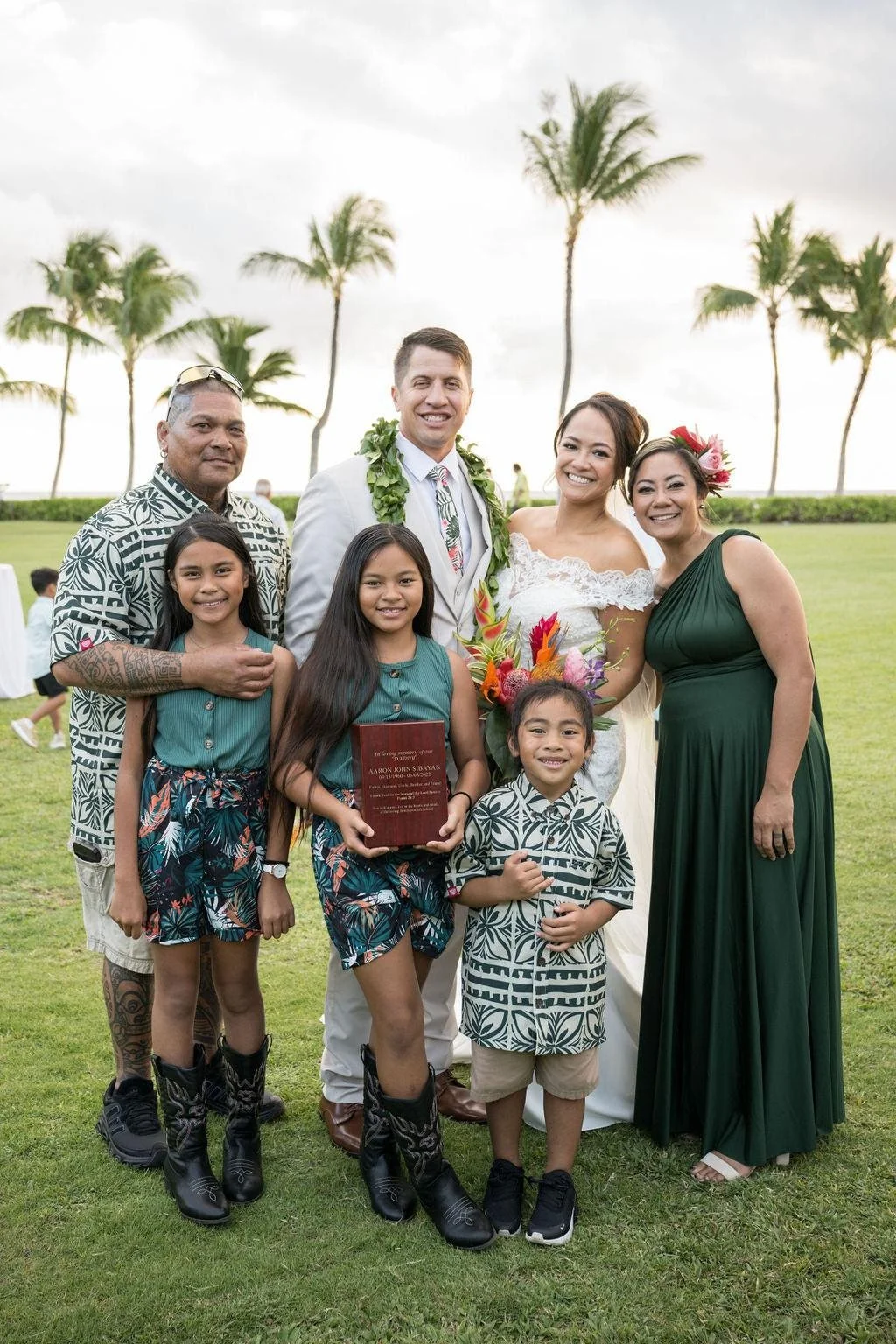 Family Wedding Outfit Ideas for Hawaii