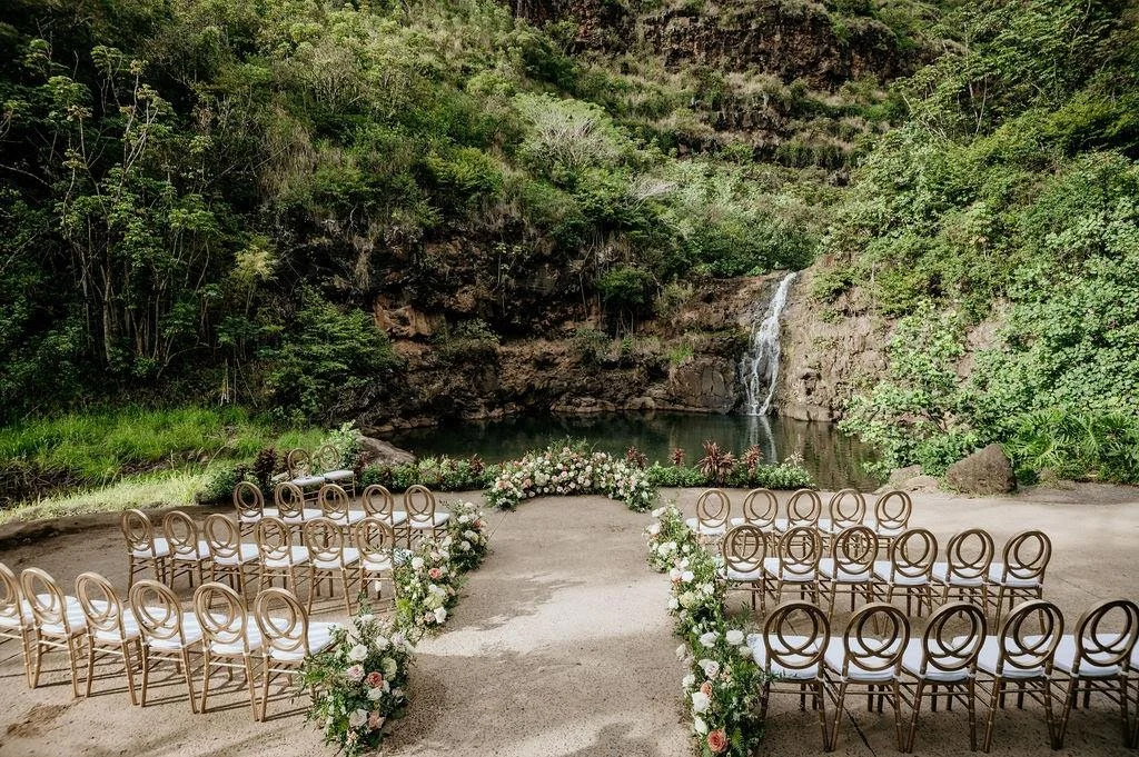 Hawaii Wedding Ceremony Aisle Inspiration