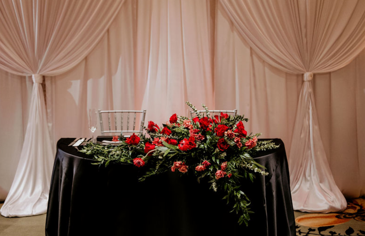 Romantic Sweetheart Table Ideas For Your Dream Wedding Fred And Kate romantic-sweetheart-table-ideas-for-your-dream-wedding-fred-and-kate