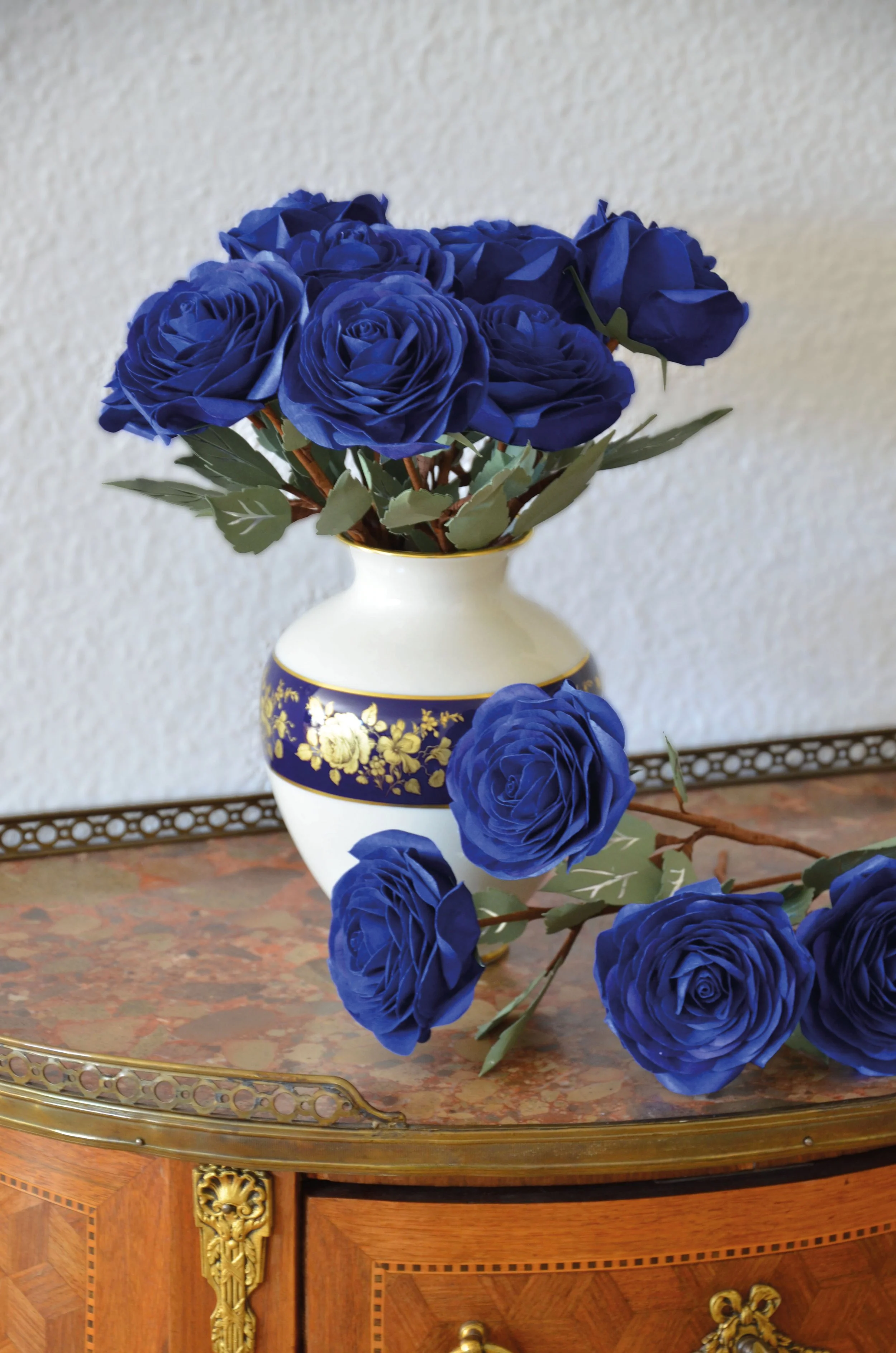 B_Rose-Bleu-Roy.JPG