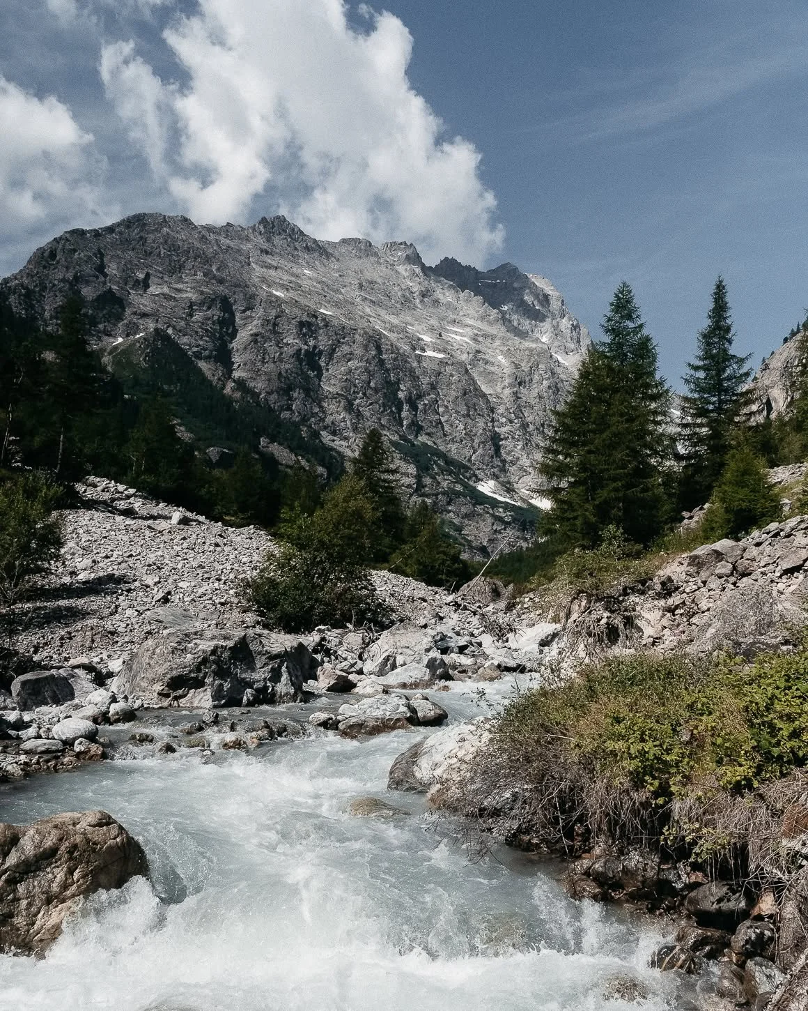The &Eacute;crins rivers roar down the valleys, carving their way through the mountains. Along the trail, they offer the most welcome kind of relief.

When July temperatures rise, the river becomes your best friend. A place to cool down, reset, and j