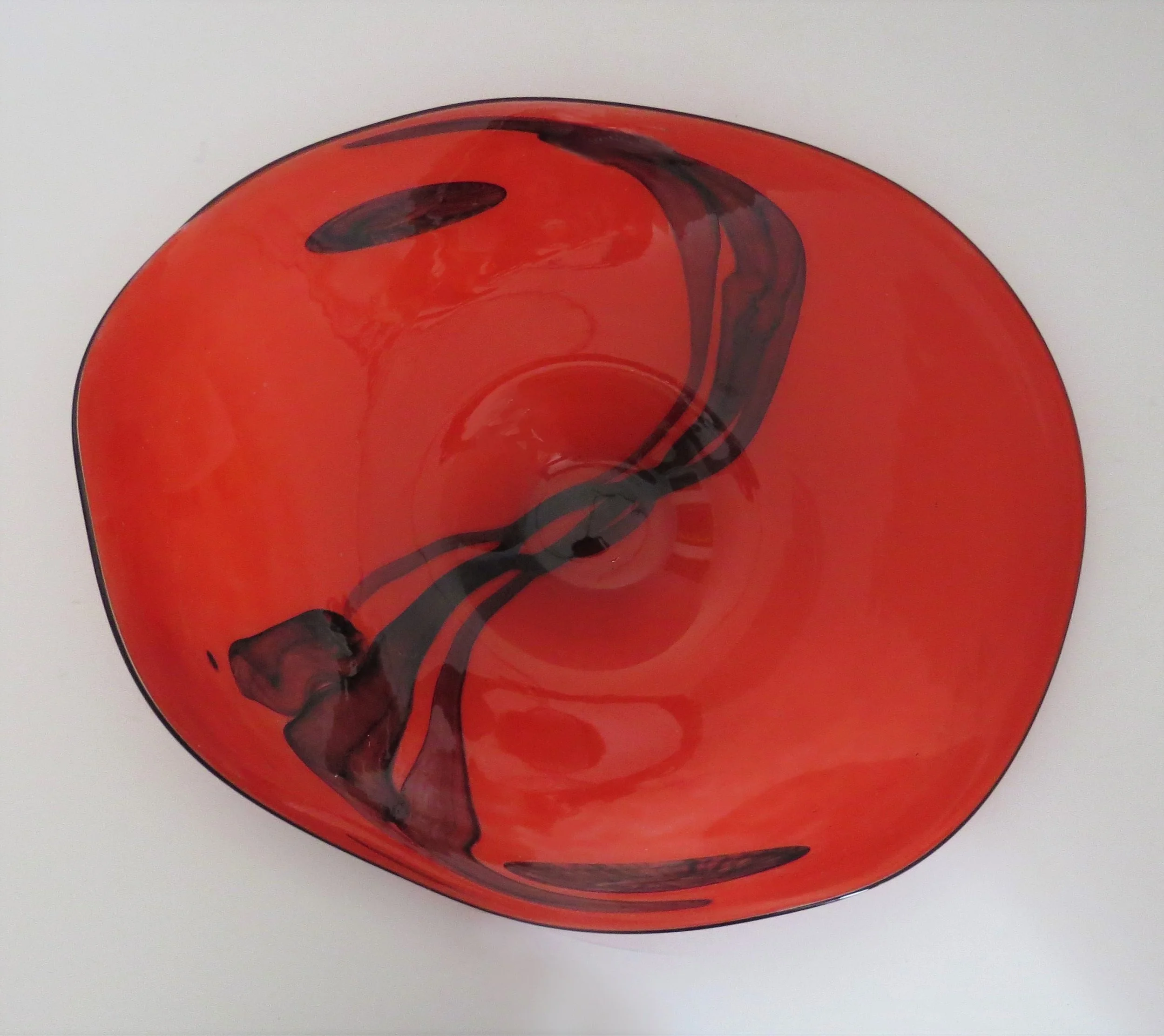 Height: 38 cm, Length: 46 cm. France, signed Verre France P.K., 21st century.