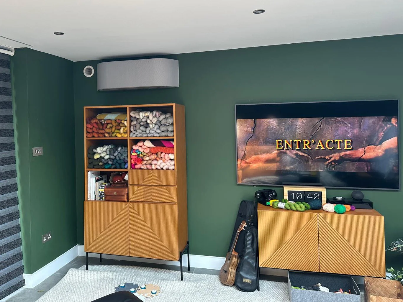 air conditioning in bedroom