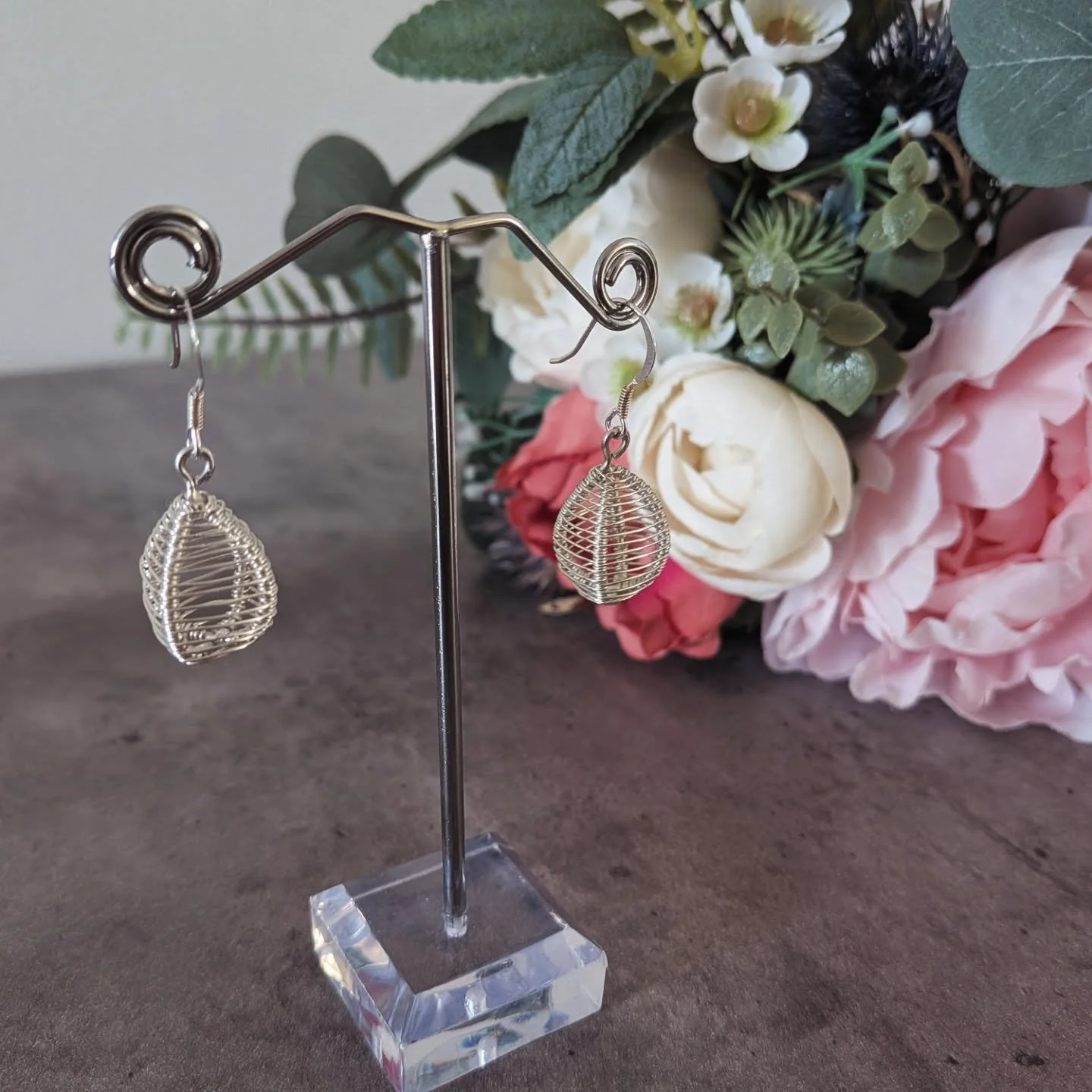 May is the start of the 'wedding season' in the UK. Do you have any weddings to go to this year? 

Having a wedding to go to is the perfect excuse to treat yourself or others to some new jewellery! Maybe something handmade? All of my jewellery is han