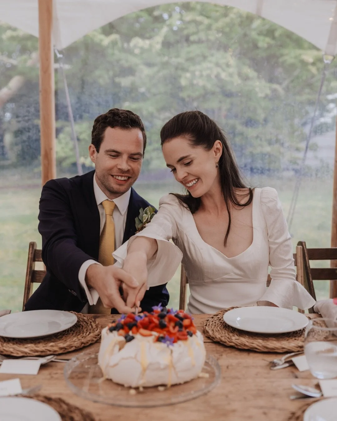 Two of my biggest takeaways from K &amp; A&rsquo;s day that I really think future couples could benefit from:

1. The &lsquo;cake cut&rsquo;
They simply sat in their place and cut their dessert together. All of their guests cut and served pudding to 