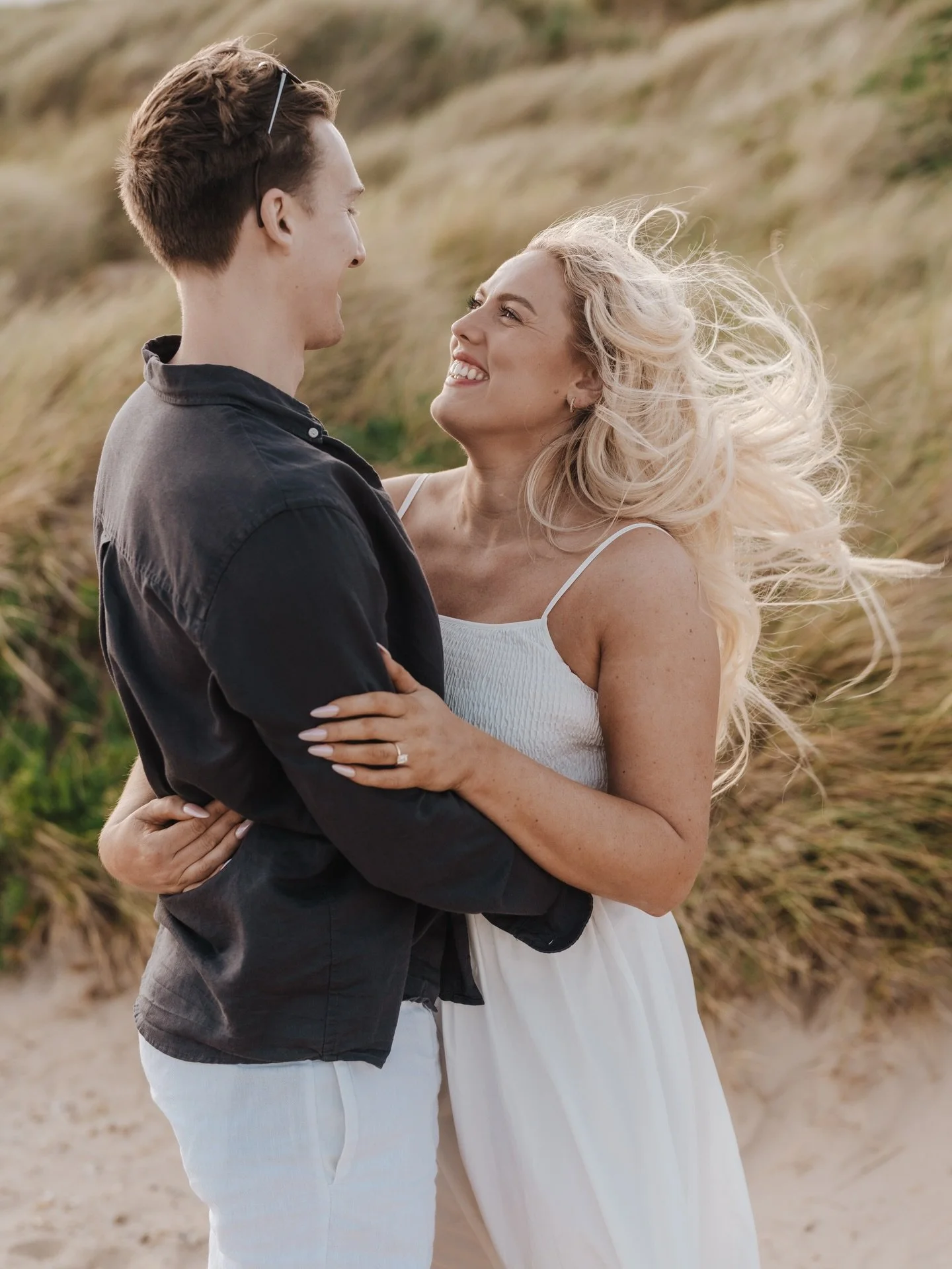 2025 has hosted some really windy pre-wedding sessions.

Being down on the coast is absolutely beautiful 🌊

But sometimes you are really exposed to the elements!

All of my couples have embraced the imperfect hair, and leaned into the moment. Wind c