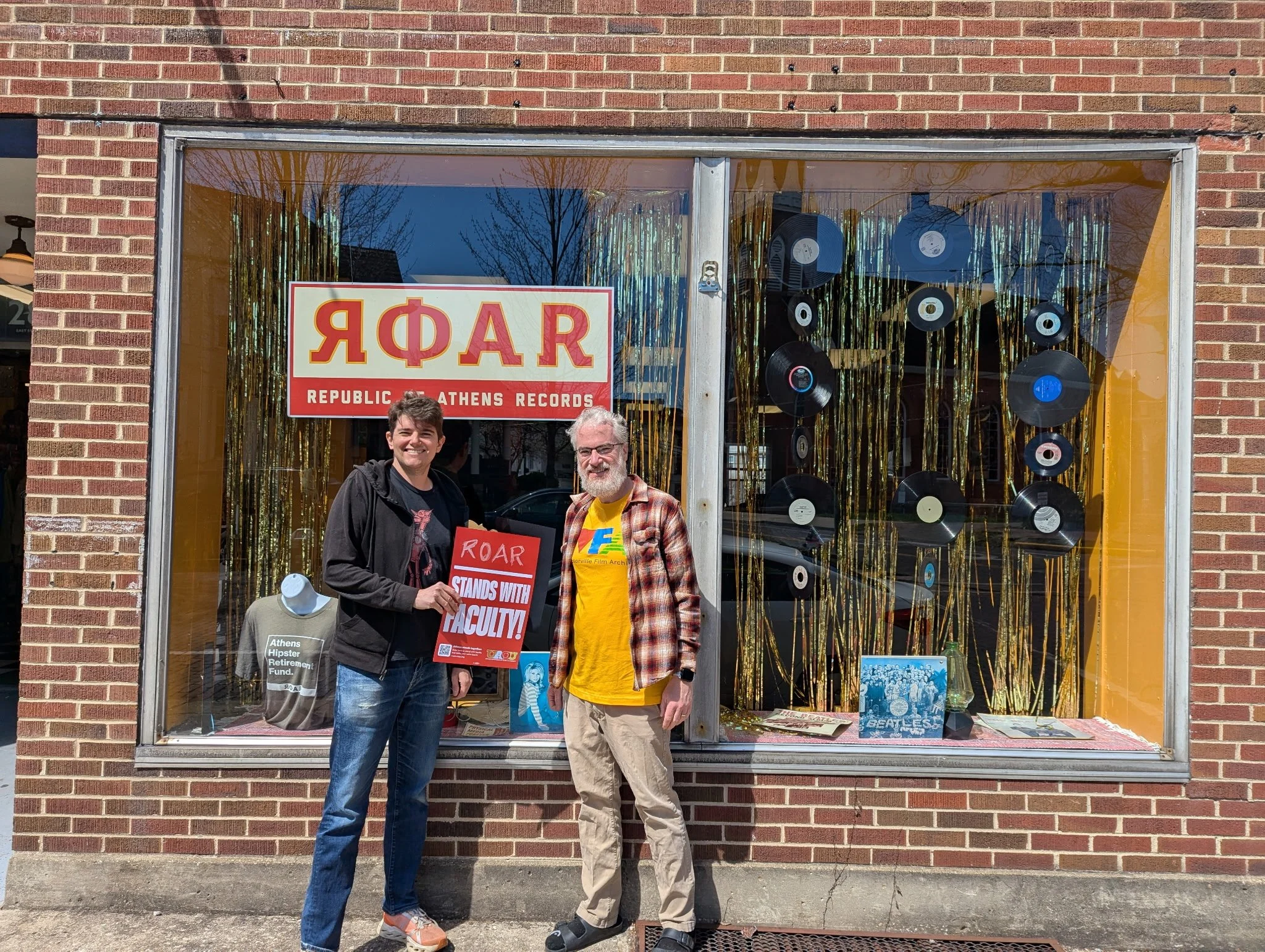 Republic of Athens Records stands with Ohio University faculty!

@roarrecs works with artists and students to build something local and lasting. That kind of work depends on a strong university and the people behind it.

We&rsquo;re grateful for thei