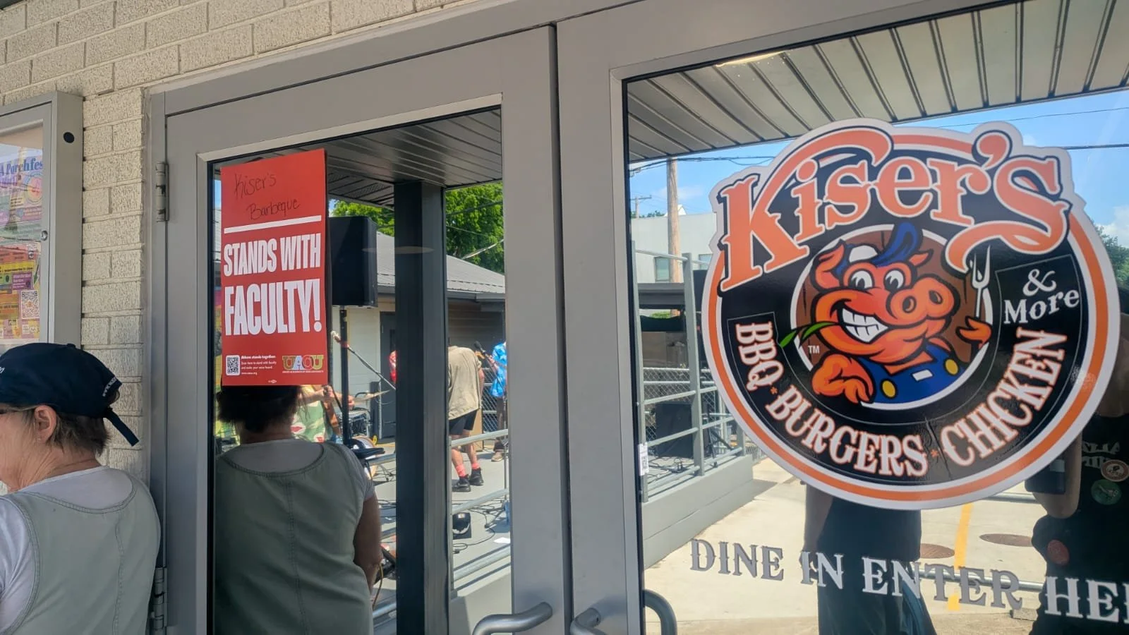 Kiser's Barbecue stands with faculty!

Kiser&rsquo;s Barbecue stands with faculty because this fight is about more than a contract. It&rsquo;s about whether Ohio University will keep treating the people who make this institution run like they&rsquo;r