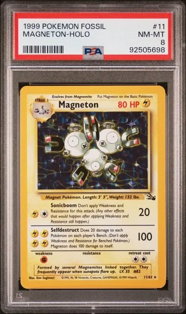 GRADED 8.0 HOLO Magneton - Fossil #11 of #62