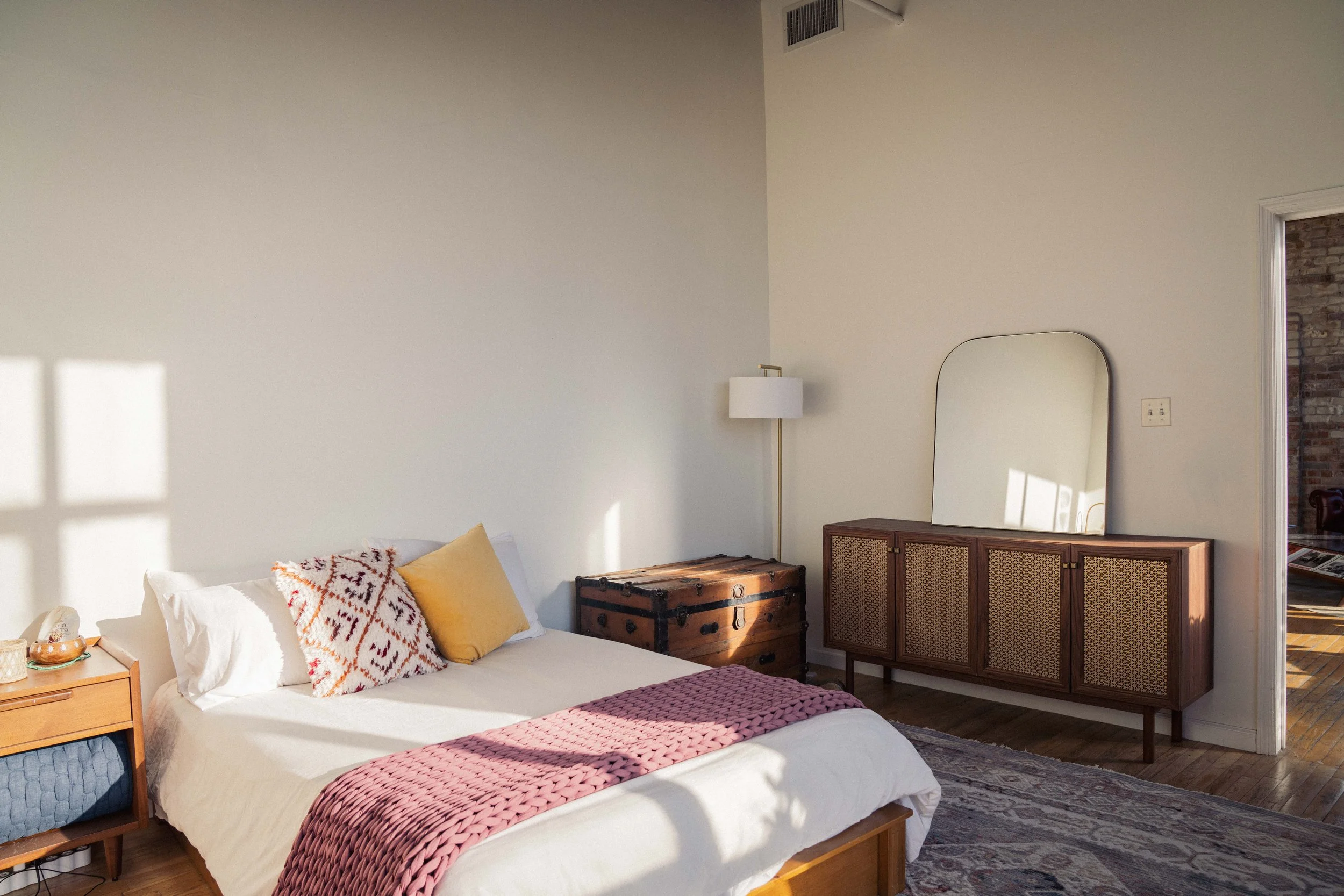 Boerum Studios_42_Bedroom-01050.jpg