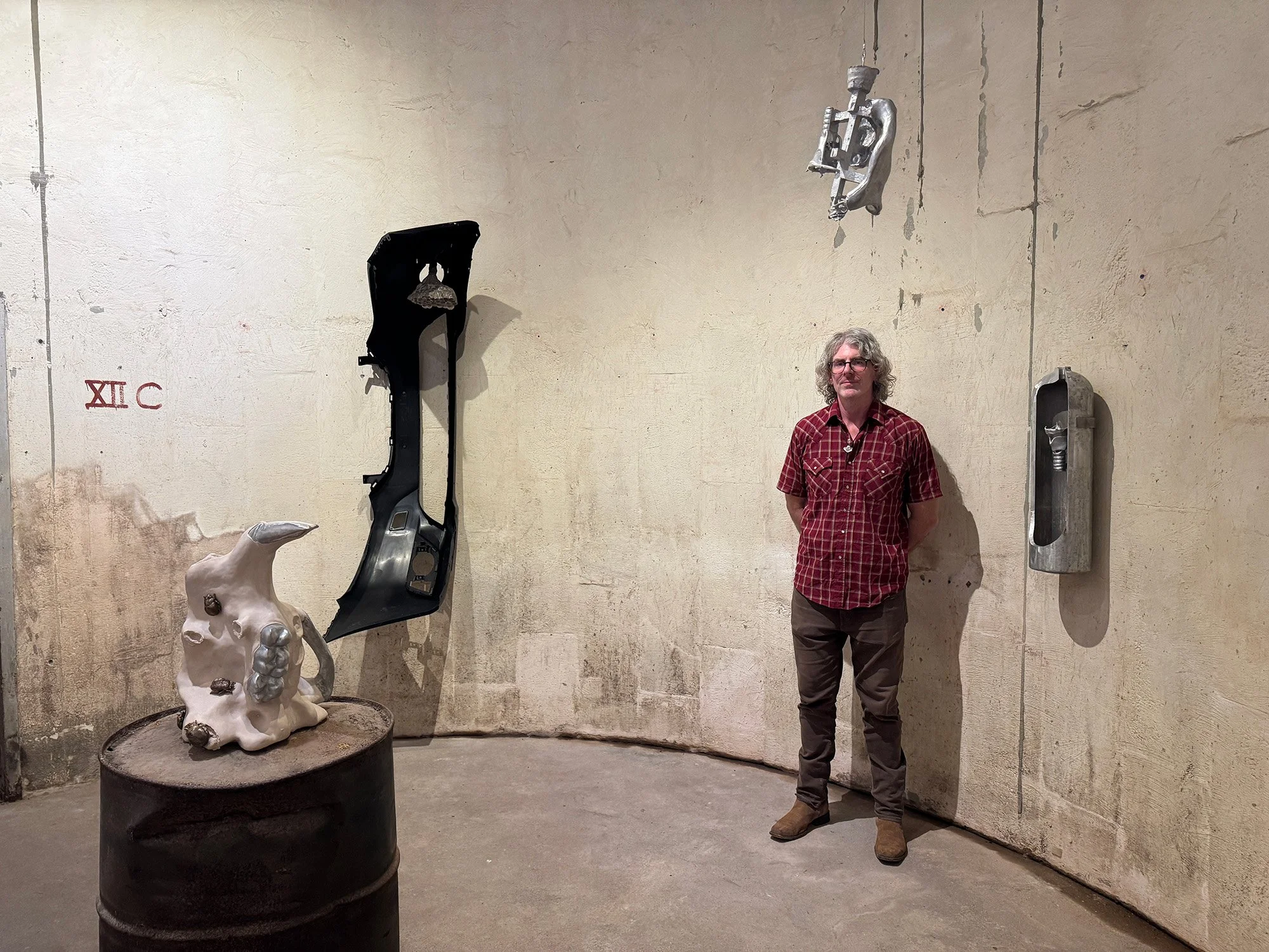 Jonathan Durham by his installation "Cat or Ghost Space"