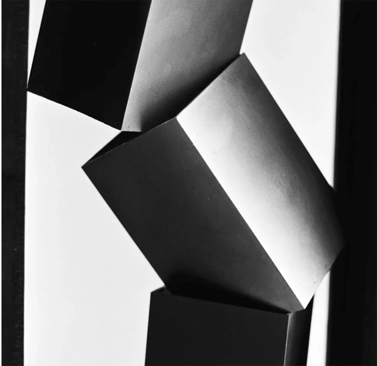 Tom Bandage, "Vertical Tension"