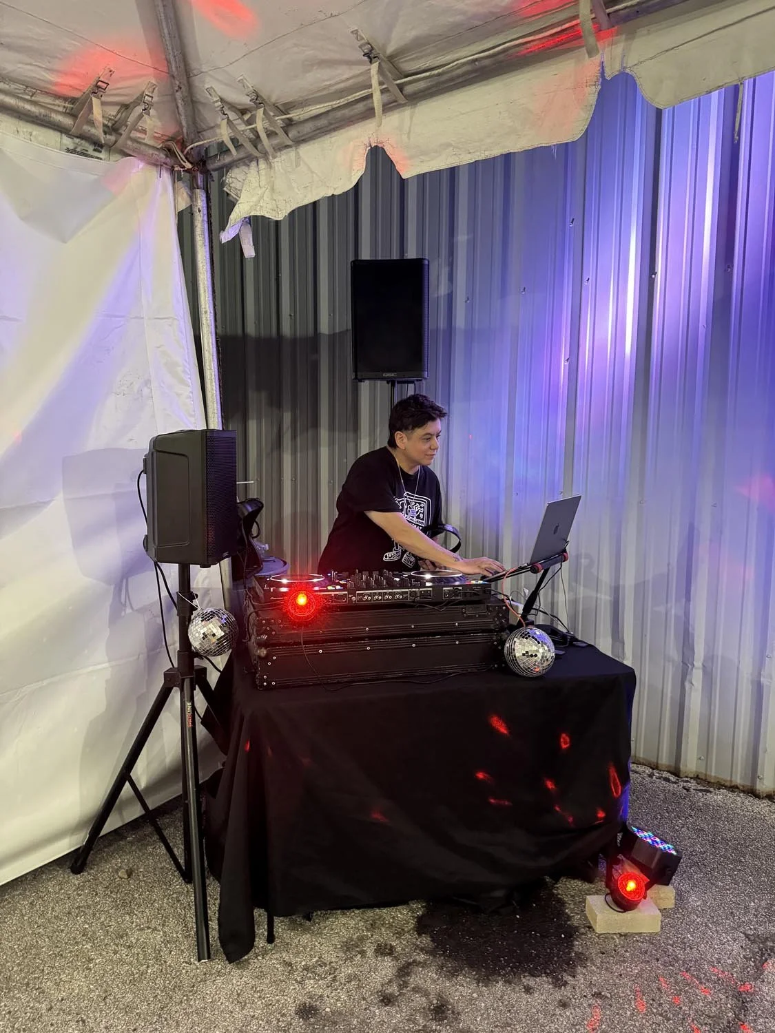 Special thanks to DJ GRRRL Parts who played fantastic music!