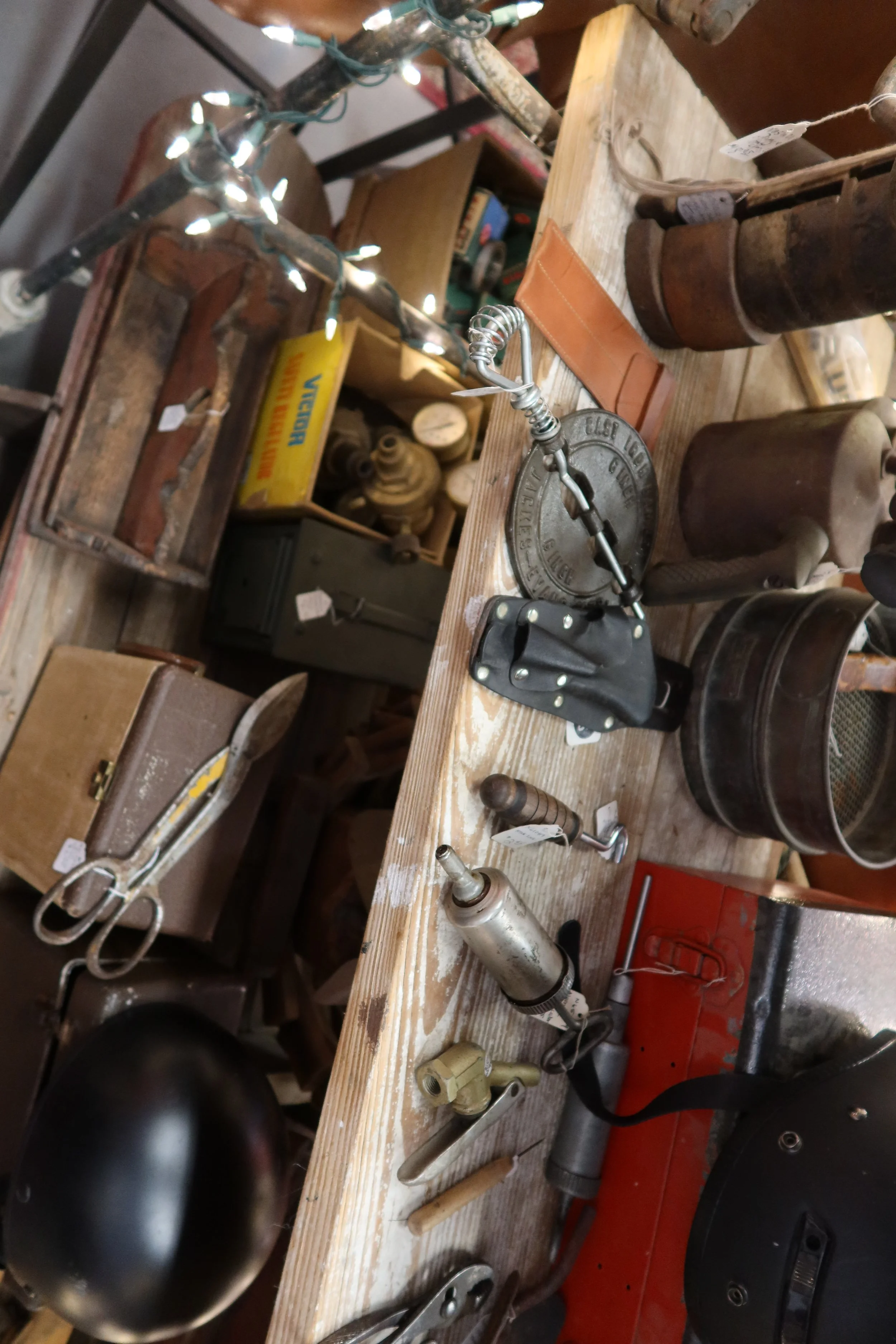 Best Thrift Stores in Joshua Tree