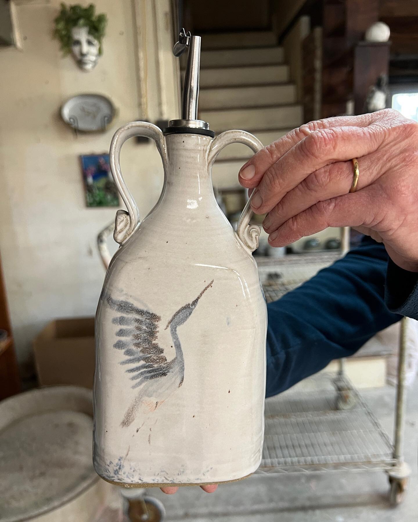 Hello heron bottle! 
#pigpenpottery 
#greatblue