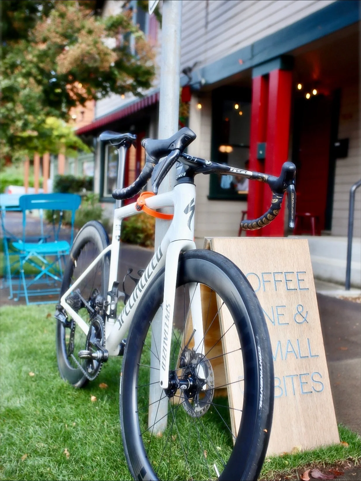 ☕️ The PERFECT &ldquo;coffee stop lock&rdquo; 🔒 🚲 

Our best-in-class lightweight, compact bike &amp; gear lock for cycling and outdoor enthusiasts to protect against opportunity theft. Ideal for coffee, caf&eacute;, snack, or rest stops. And not j