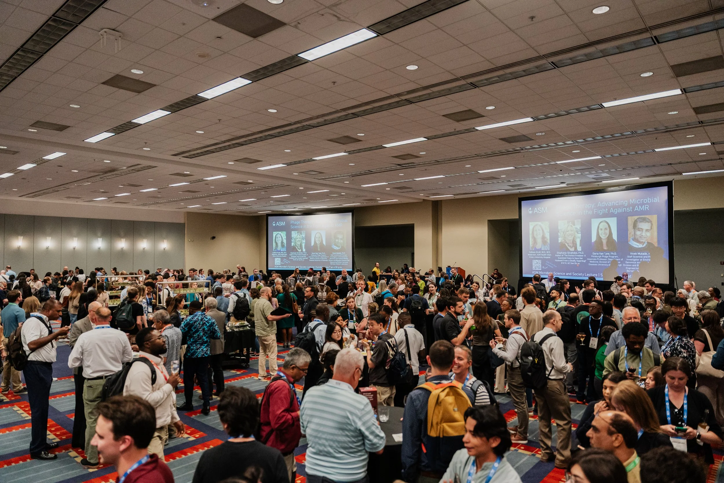 ASM_Microbe2026Ballroom_OpeningReceptionJA901968.jpeg