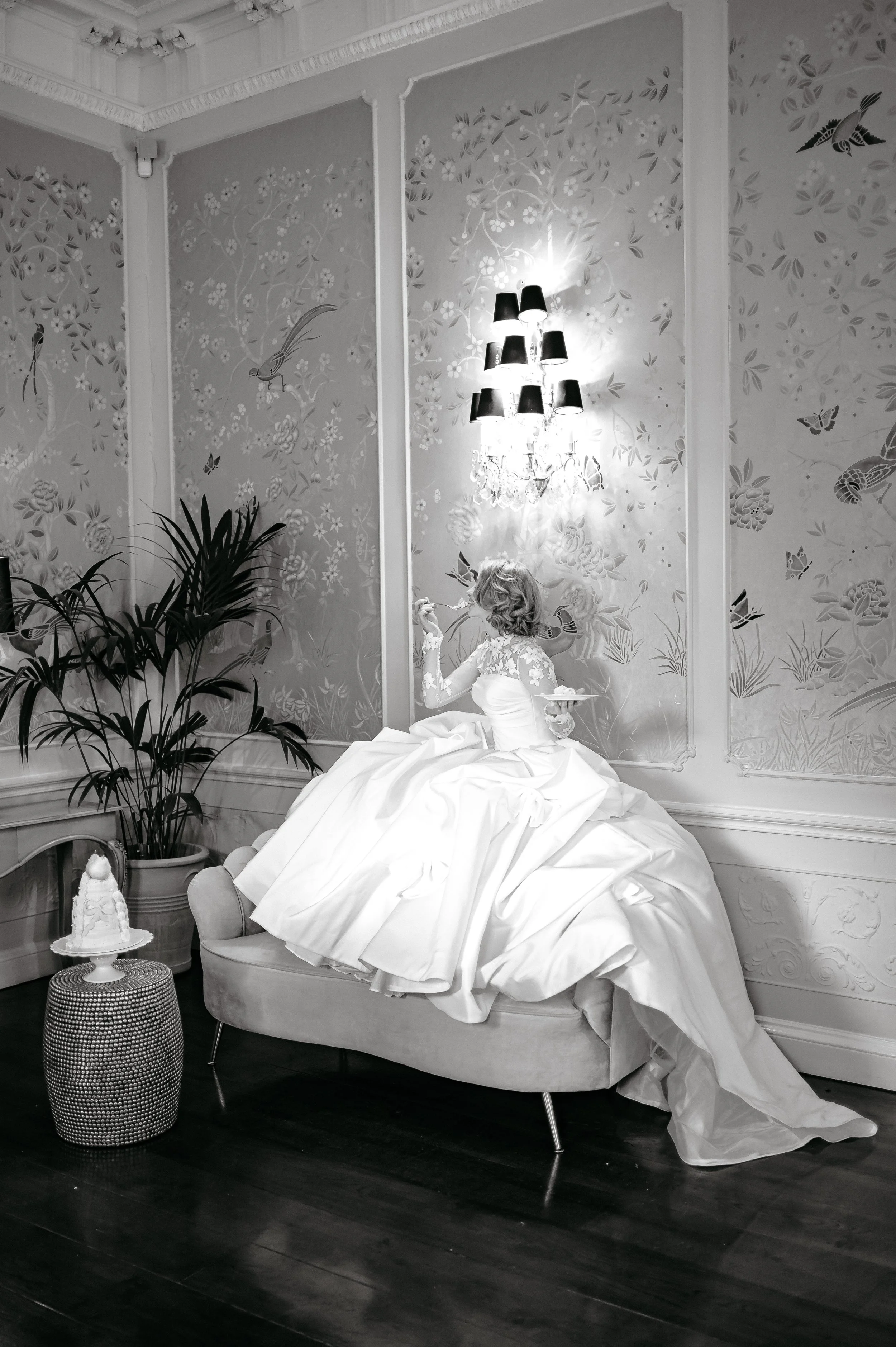 Do You Tip Your Wedding Photographer in the UK?