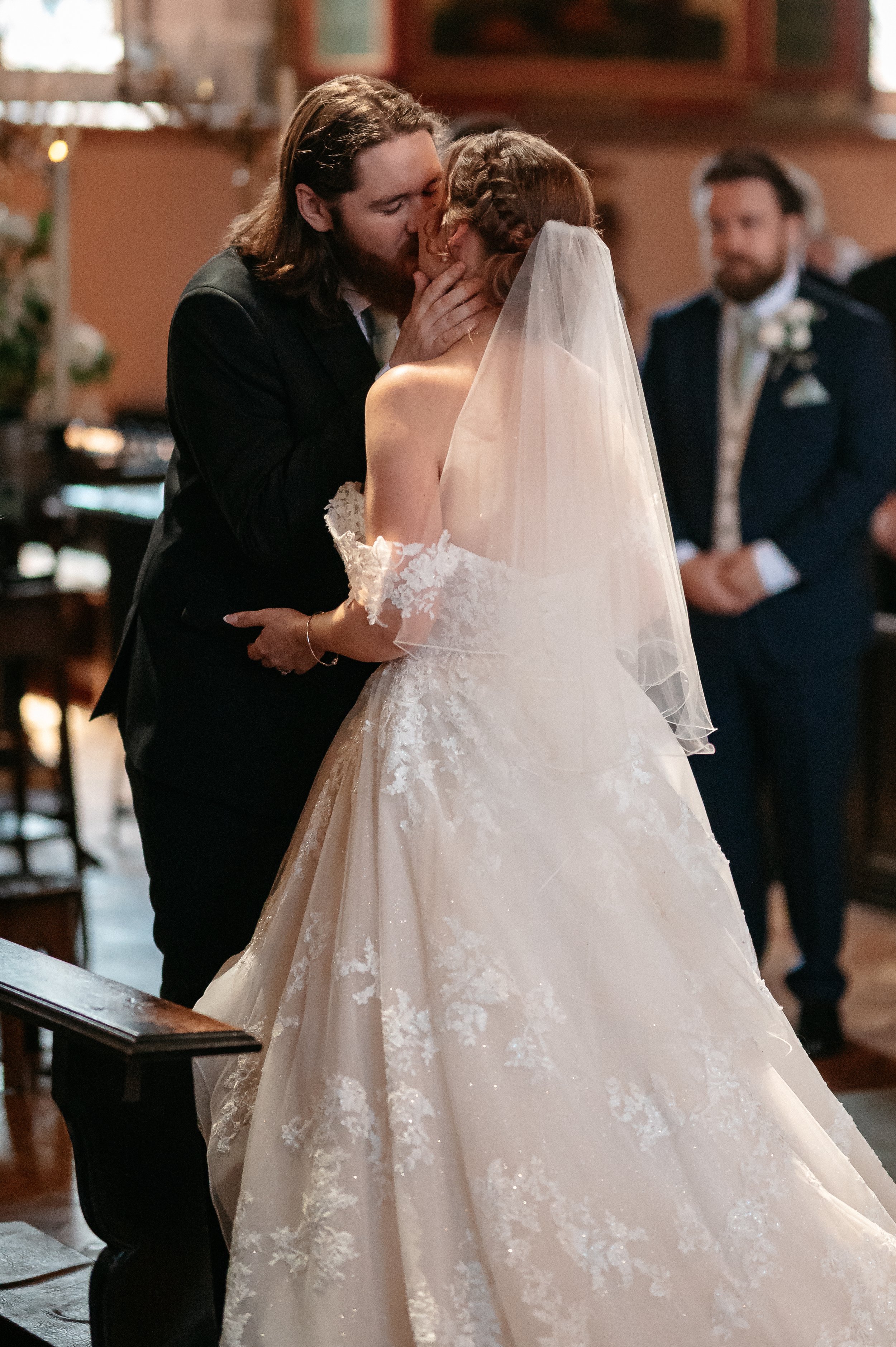 Should you meet your wedding photographer before you book?