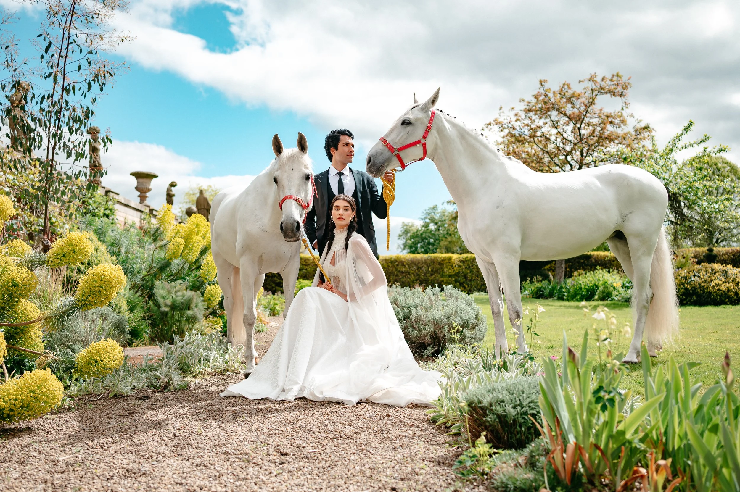 Documentary Wedding Photographer vs Editorial Wedding Photographer: Which Style Fits a Luxury Wedding?