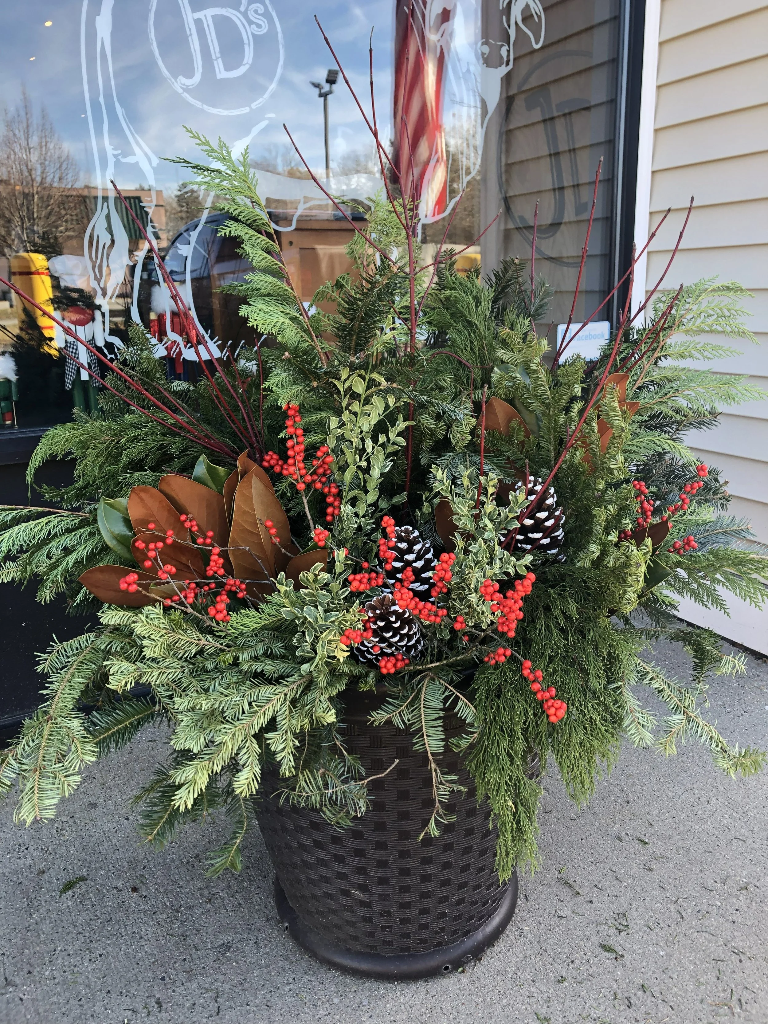 SEASONAL CONTAINERS