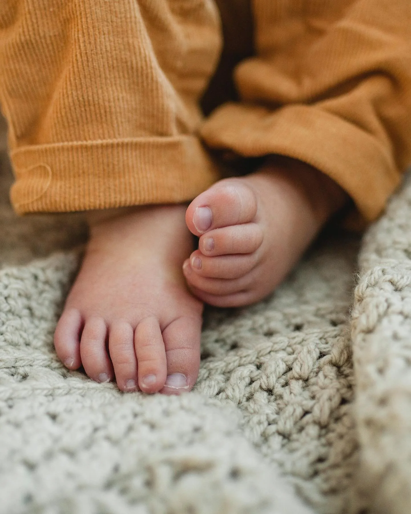 Got to hang out with my cute nephew the other day and got a few photos to document his growth! Babies change and grow so fast😭 it&rsquo;s a happy sadness watching them grow✨💙