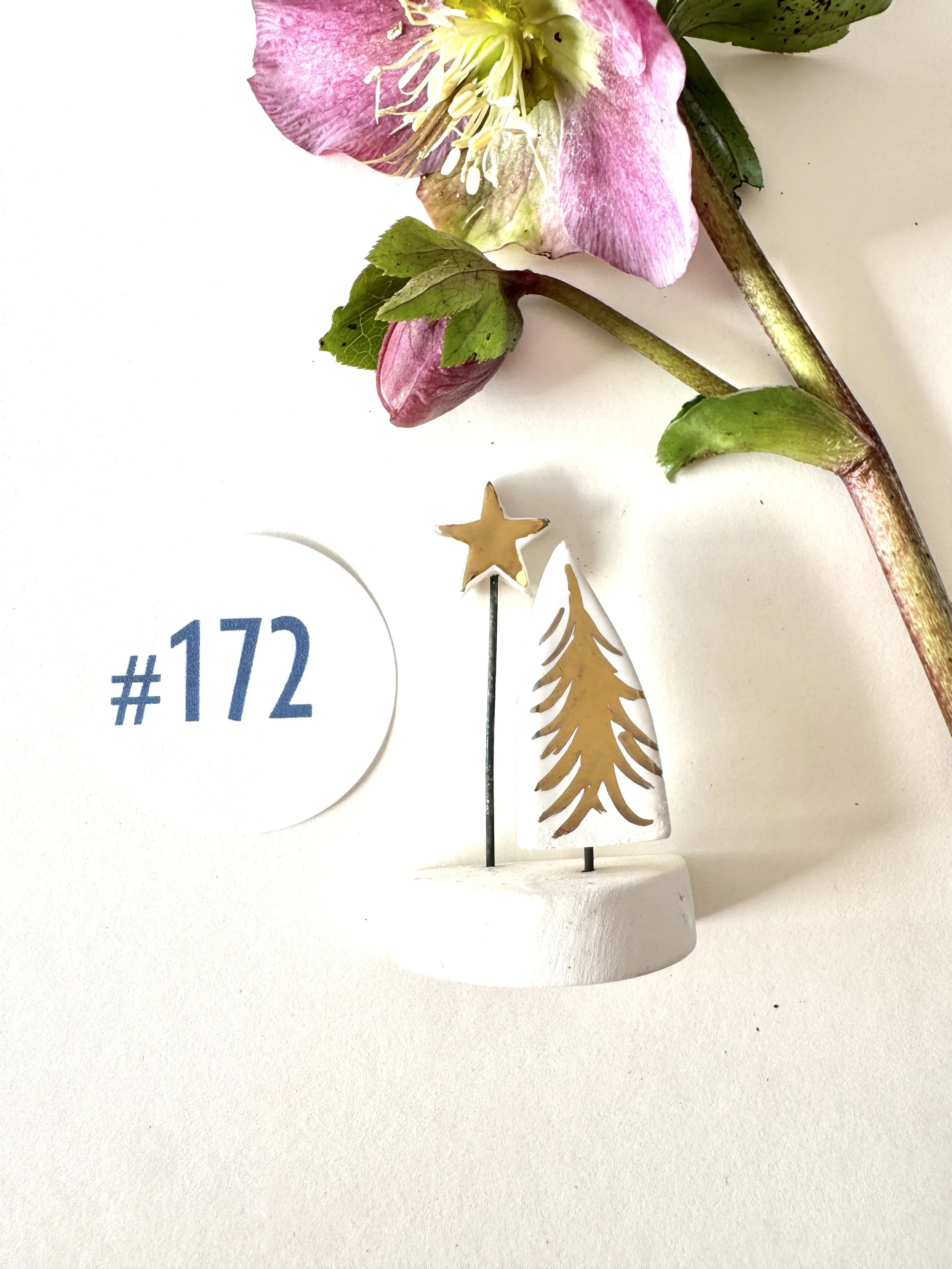#172 Gold Tree Star