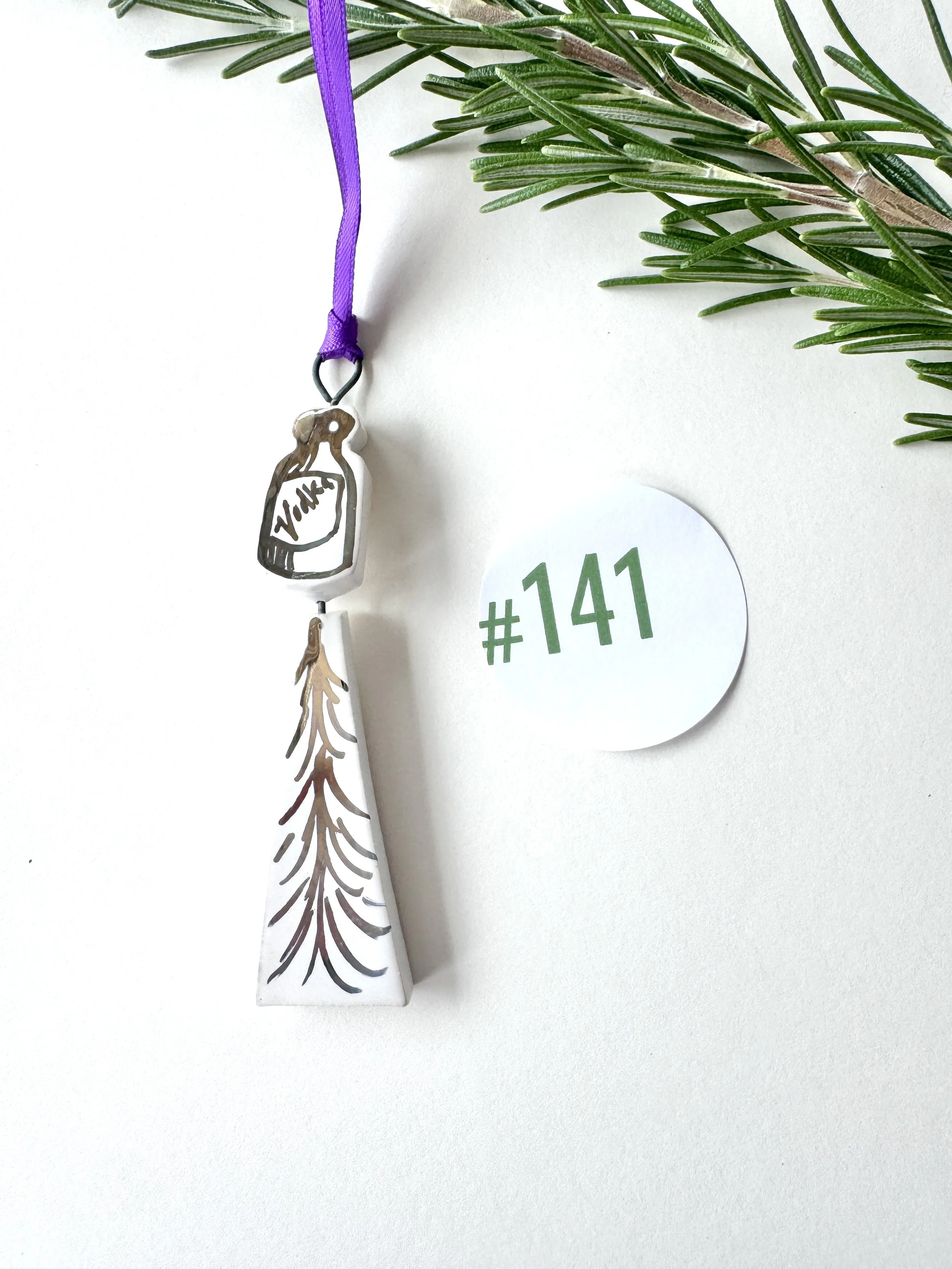 Vodka Fir hanging Xmas Gold Lustre #141