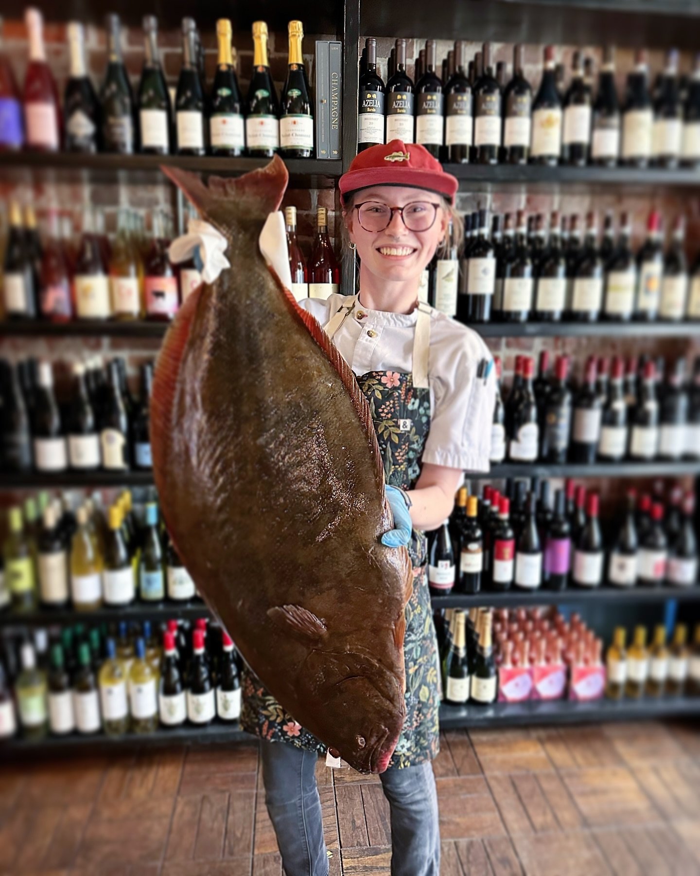 Chef @audrey_la_grace loves halibut season! Committed to only serving excellent fish, these halibut are wild-caught + flown in. Come see what the chefs have planned for all of!

Reservations can be made right through the link in our bio, we are also 