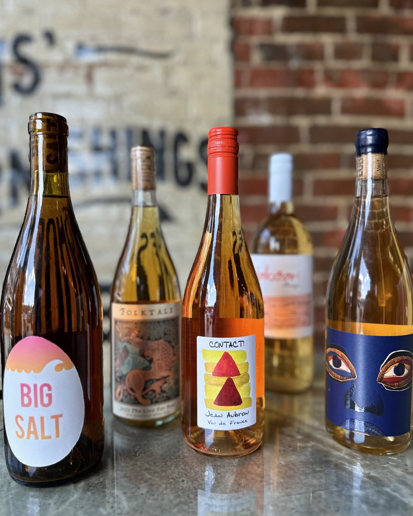 Talk + Taste: Orange Wine

This Saturday 05.18 from 1:00-3:00 we&rsquo;re going to taste through 5 Orange Wine from our list. All different flavor profiles, all fun to drink. Reservations can be made right through the link in our bio!

Walk-Ins Welco