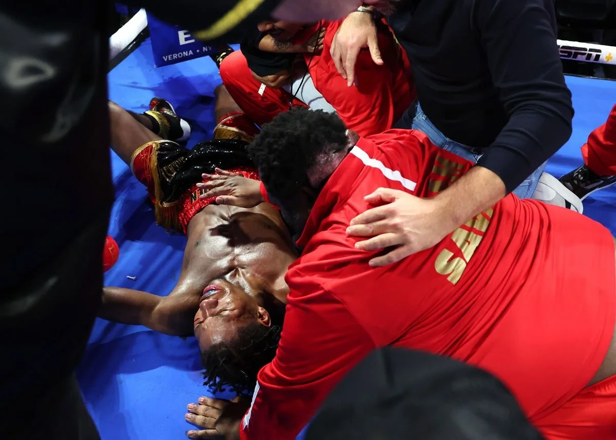 Built Ford Tough: Raymond Ford Wins Featherweight Crown With 12th-Round Miracle TKO