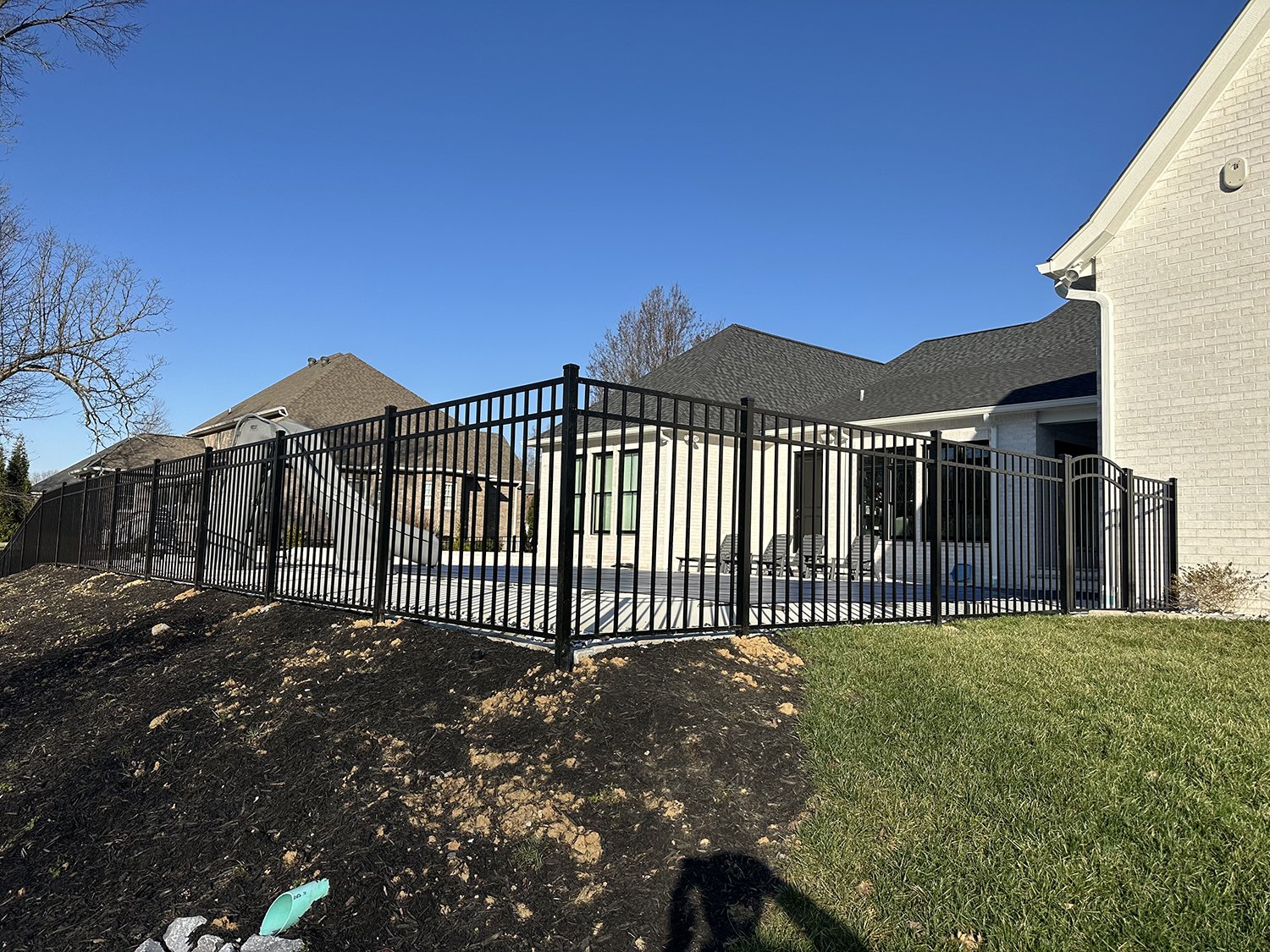 heritage-fence-commercial-residential-paducah-murray-benton-draffenvile-kentucky-aluminum-fencing-9.jpeg