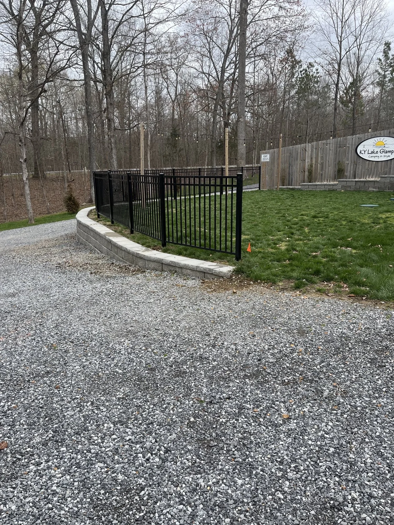 heritage-fence-commercial-residential-paducah-murray-benton-draffenvile-kentucky-aluminum-fencing-11.jpeg