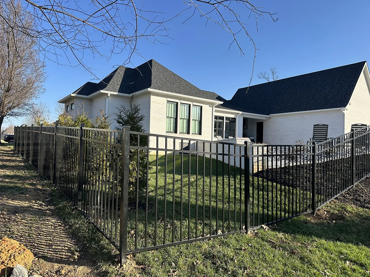 heritage-fence-commercial-residential-paducah-murray-benton-draffenvile-kentucky-aluminum-fencing-7.jpeg